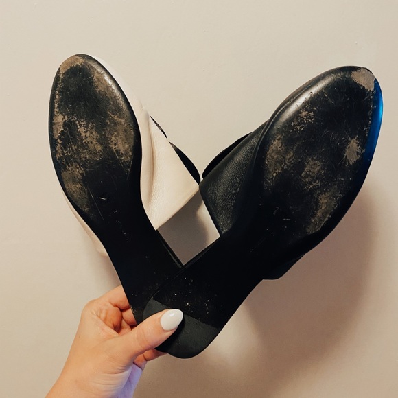 [Mercedes Castillo] Ginevra ruffled two-tone slide - Picture 7 of 7